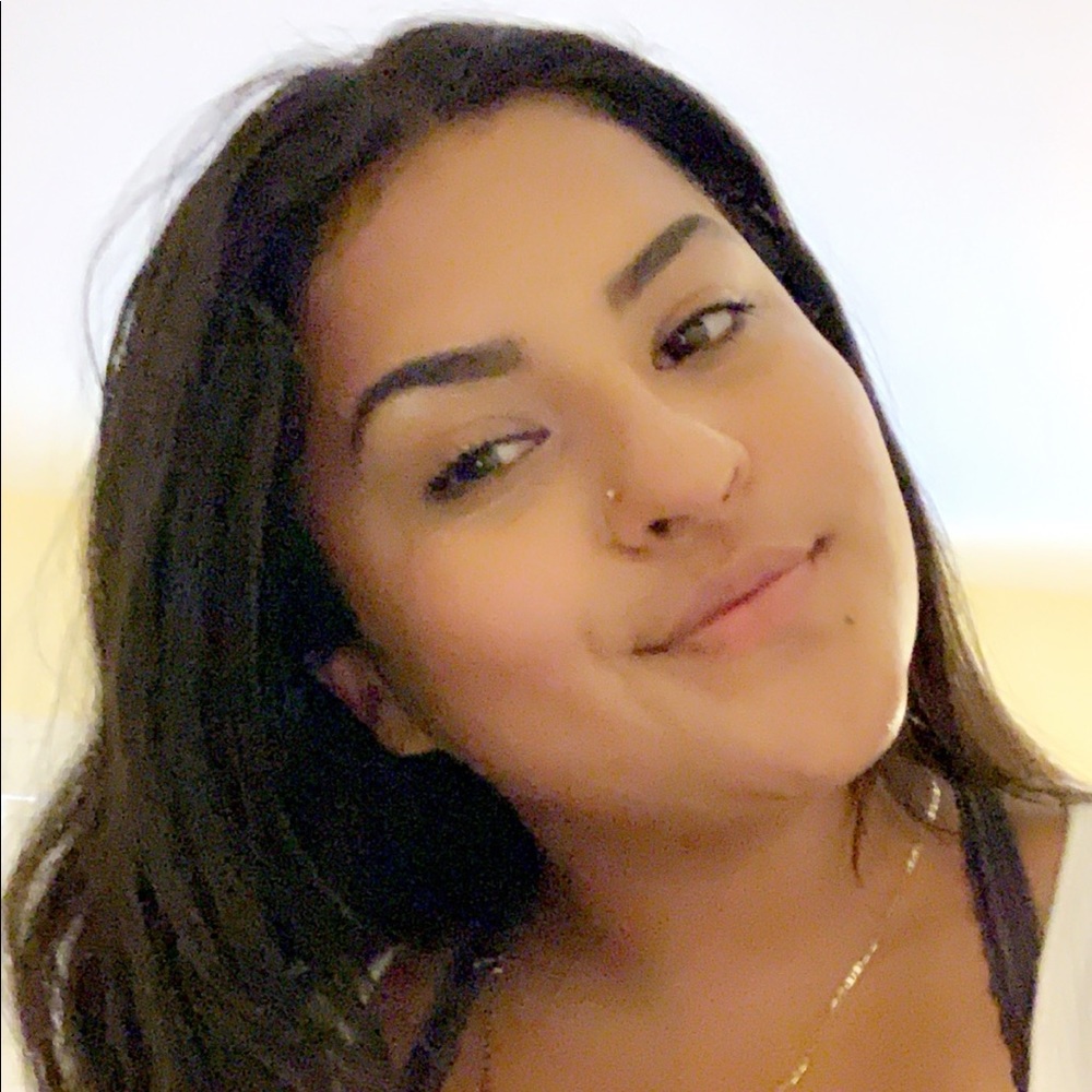 Meet your Posher, Alisson